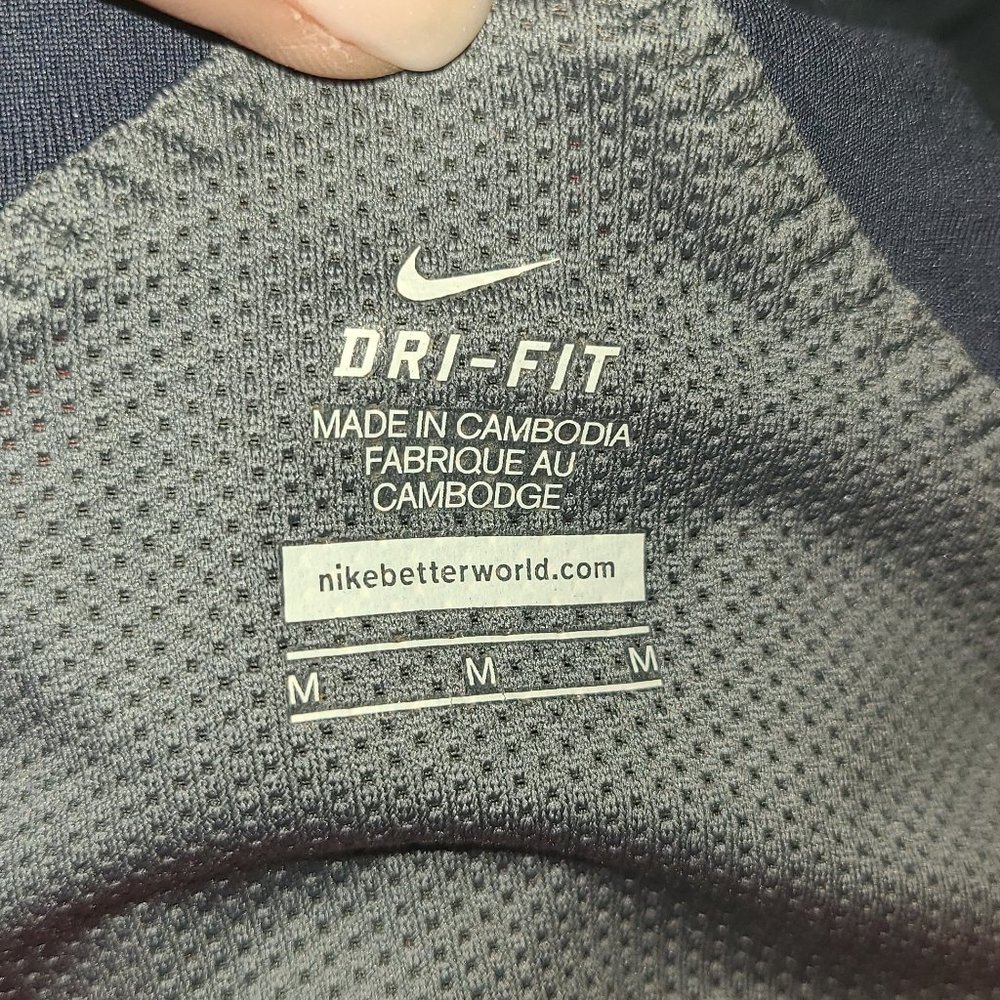 Nike Maria Sharapova Gray/RedTennis skirt and top - Picture 3 of 4